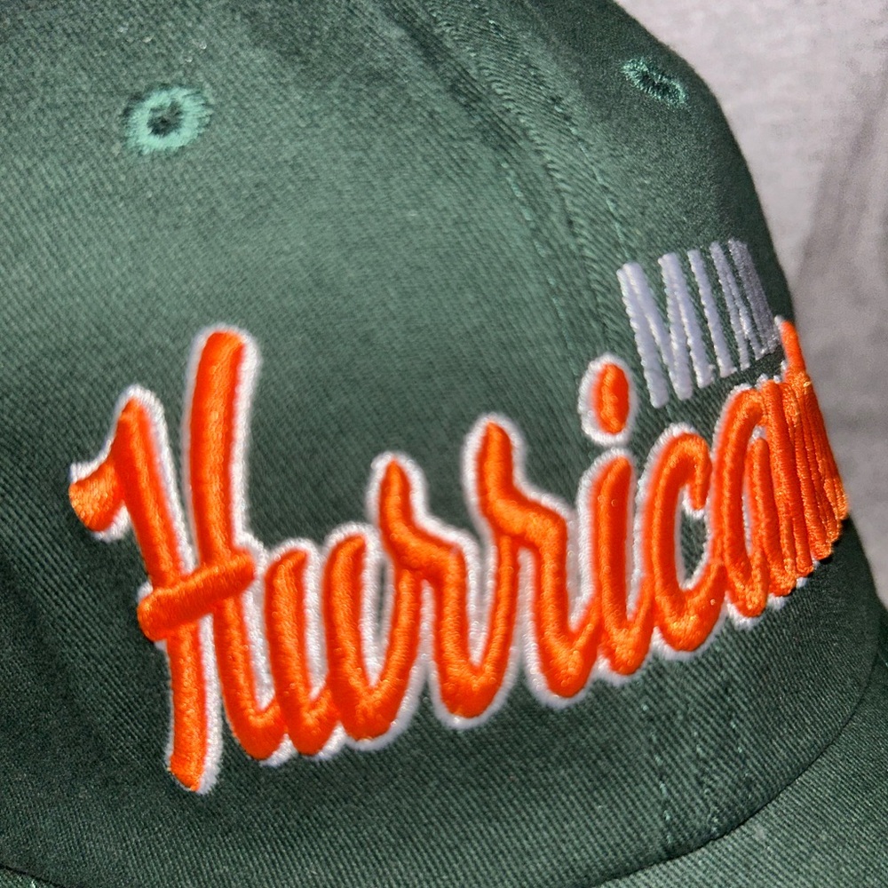 🌀🏟️ University of Miami Relaxed Fit Green Hat 🏟️🌀 - Picture 6 of 10